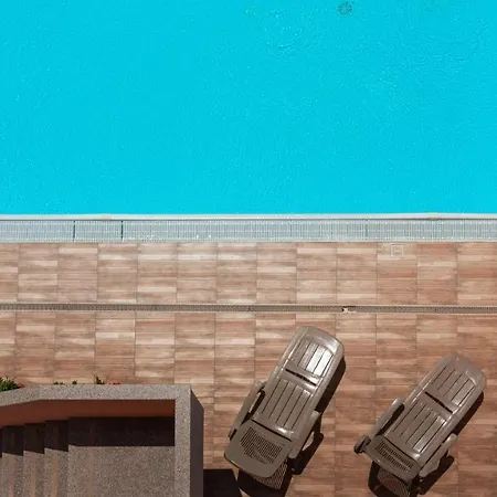 Apartamento Relaxing Cristal Blu Sleeps Num1496