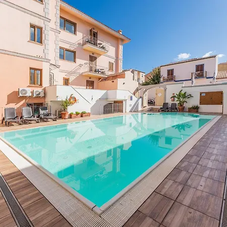 Relaxing Cristal Blu Sleeps Num1496 Santa Teresa Gallura