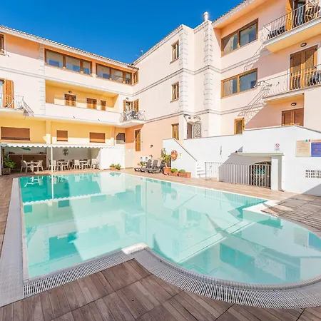 Relaxing Cristal Blu Sleeps Num1496 Santa Teresa Gallura